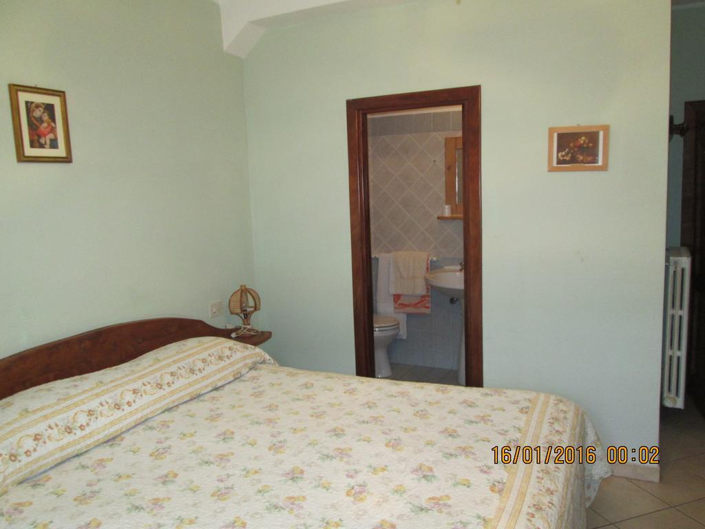 Anticarua B&B โอปิ ห้อง รูปภาพ